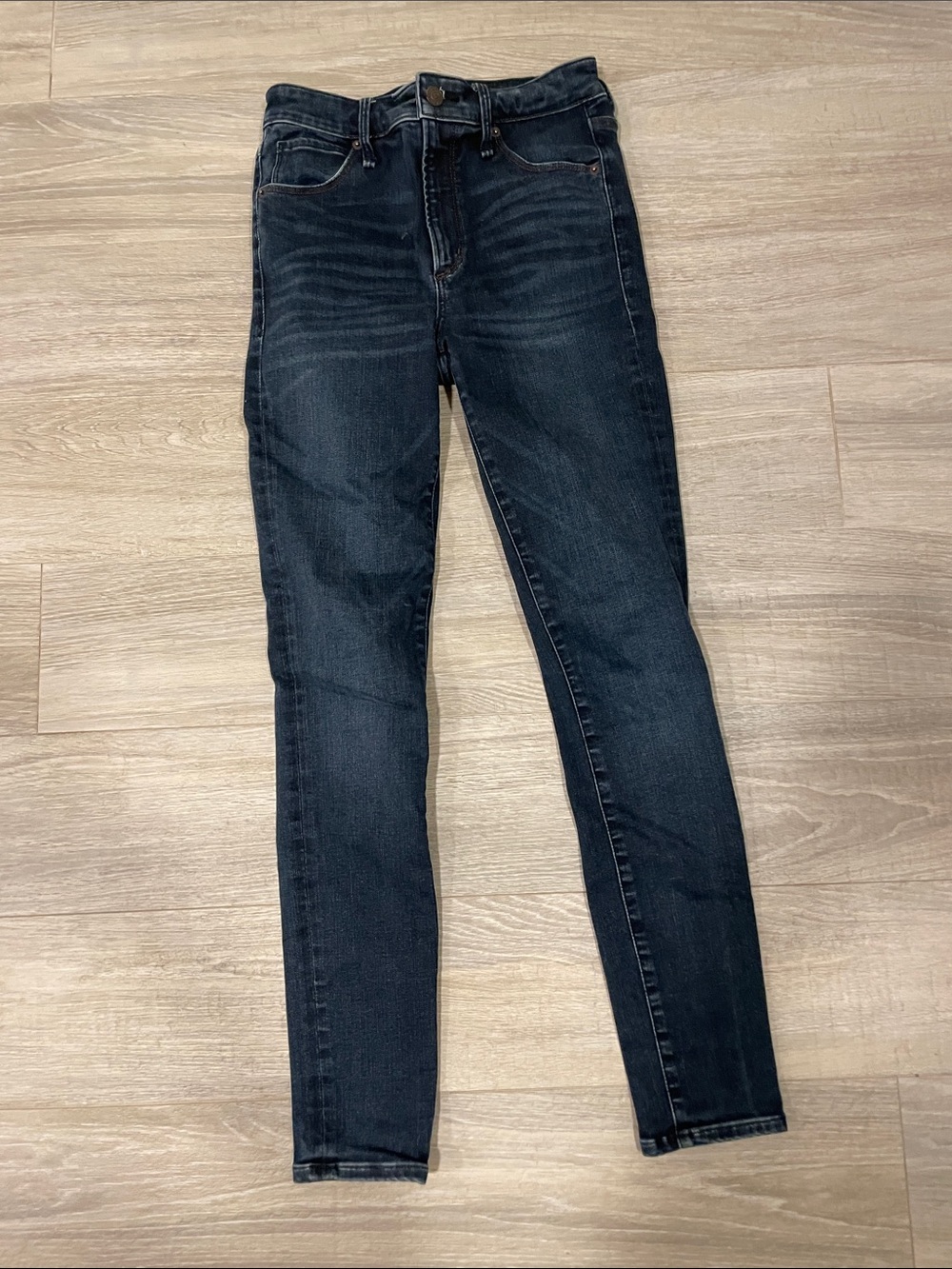 Abercrombie & Fitch Dark Wash Skinny Jeans